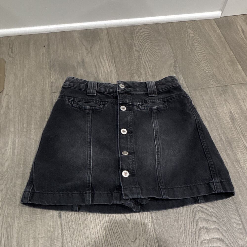 We The Free Black Denim Button Front Mini Skort Pockets Solid Women’s 25